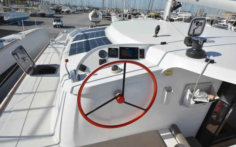slider 2 Neel Trimarans Neel 45