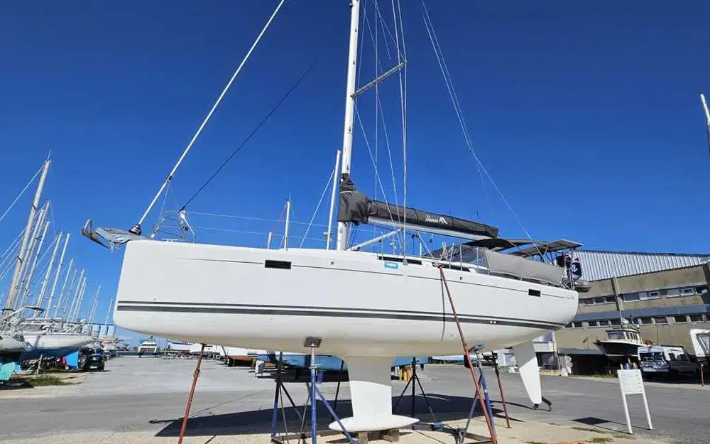 slider 1 Hanse 385