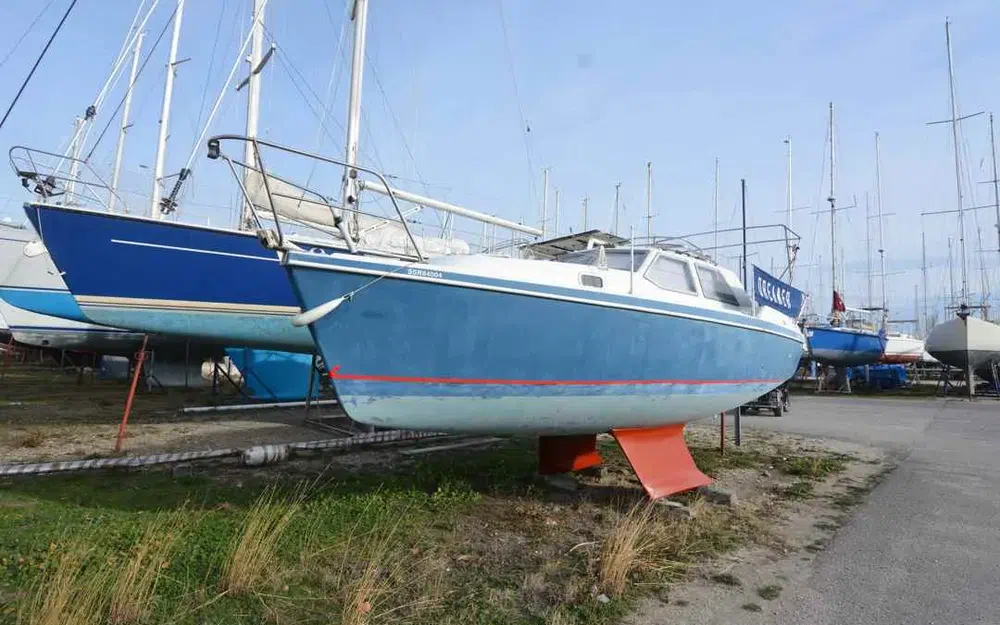 slider 0 Hunter 27