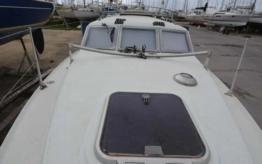 slider 12 Hunter 27