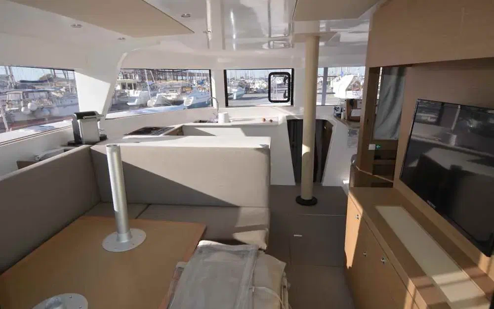 slider 7 Neel Trimarans Neel 47