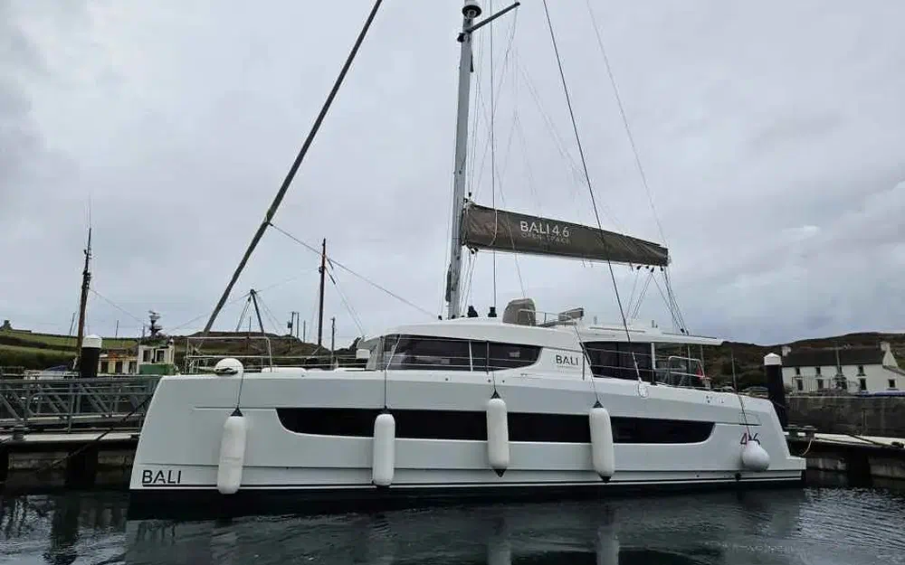 slider 10 Catana Bali 4.6