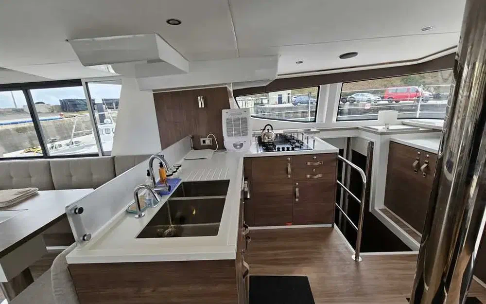 slider 3 Catana Bali 4.6