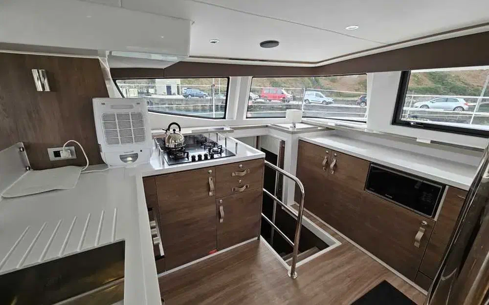 slider 7 Catana Bali 4.6