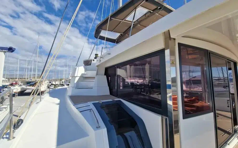 slider 10 Bali Catamarans Bali 5.4
