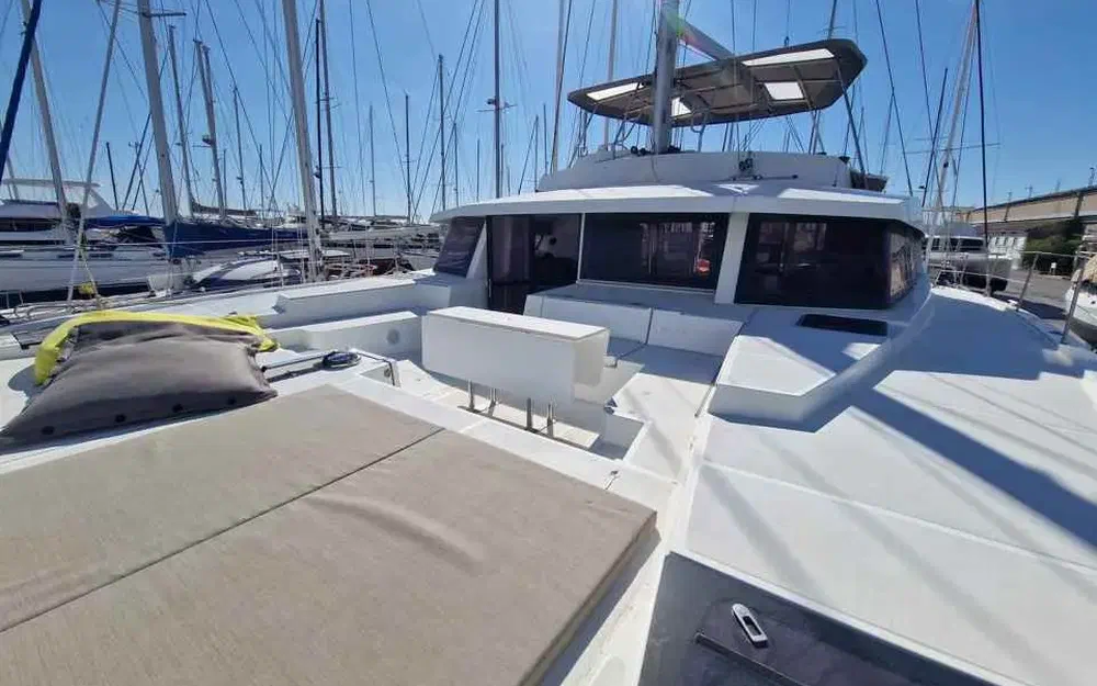 slider 19 Bali Catamarans Bali 5.4