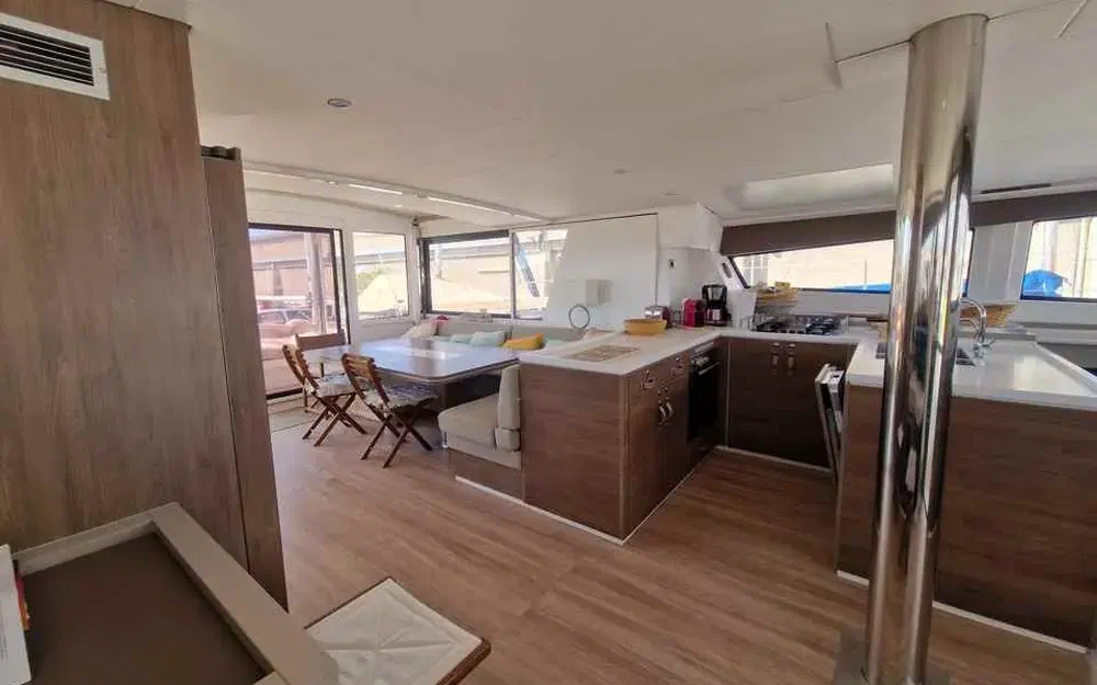 slider 23 Bali Catamarans Bali 5.4