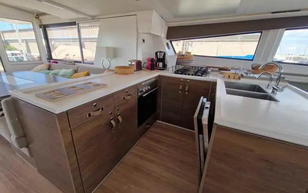 slider 25 Bali Catamarans Bali 5.4