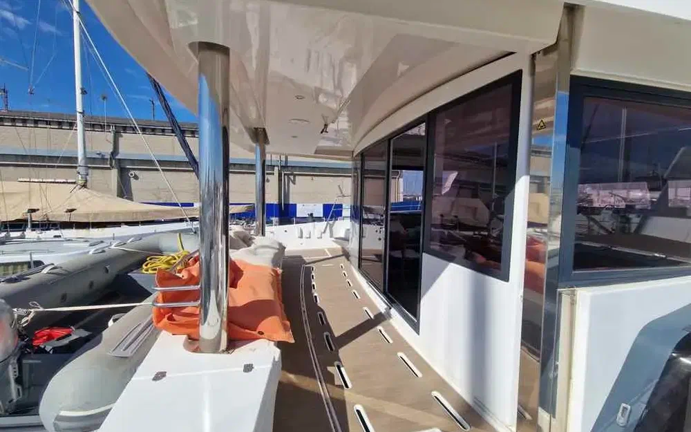 slider 7 Bali Catamarans Bali 5.4