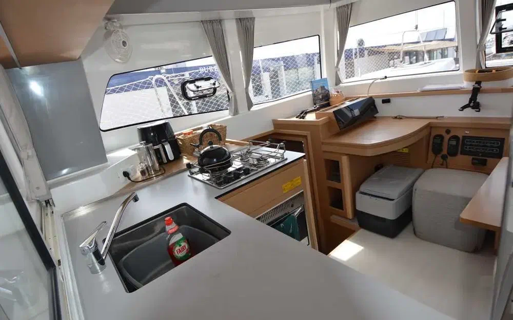 slider 14 Excess Catamarans Excess 12