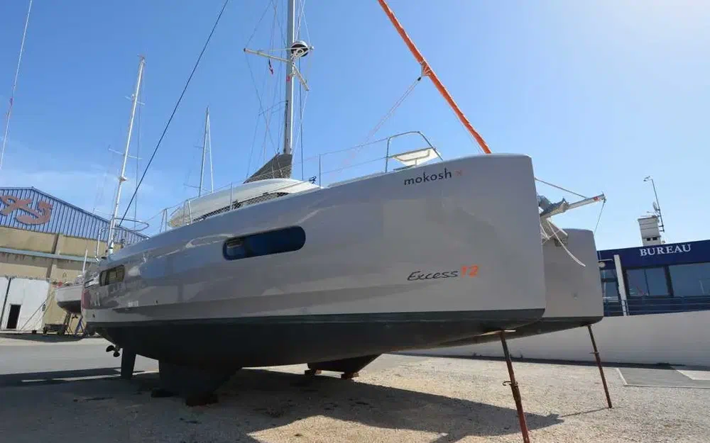 slider 3 Excess Catamarans Excess 12