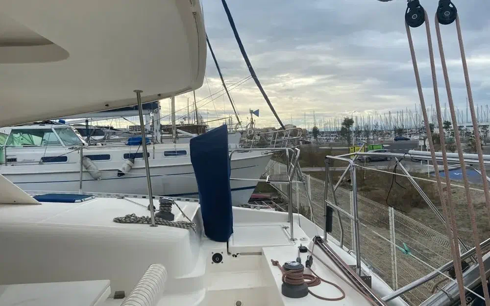 slider 6 Nautitech 47