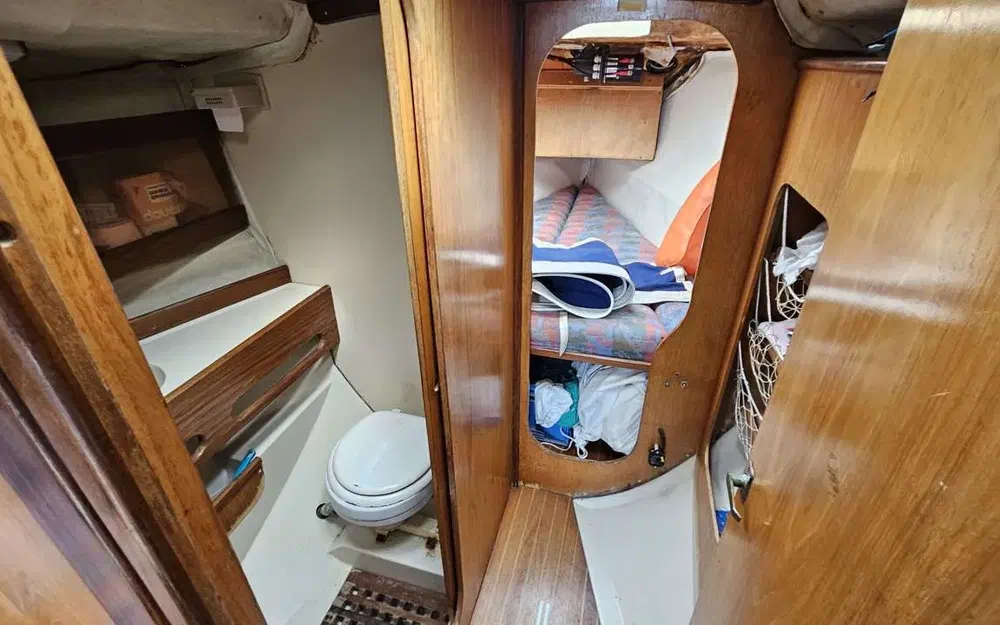 slider 11 Beneteau First 35
