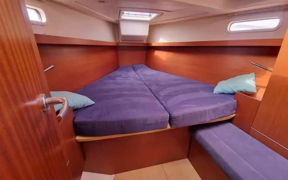 slider 9 Hanse 385