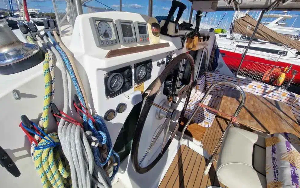 slider 32 Lagoon 380