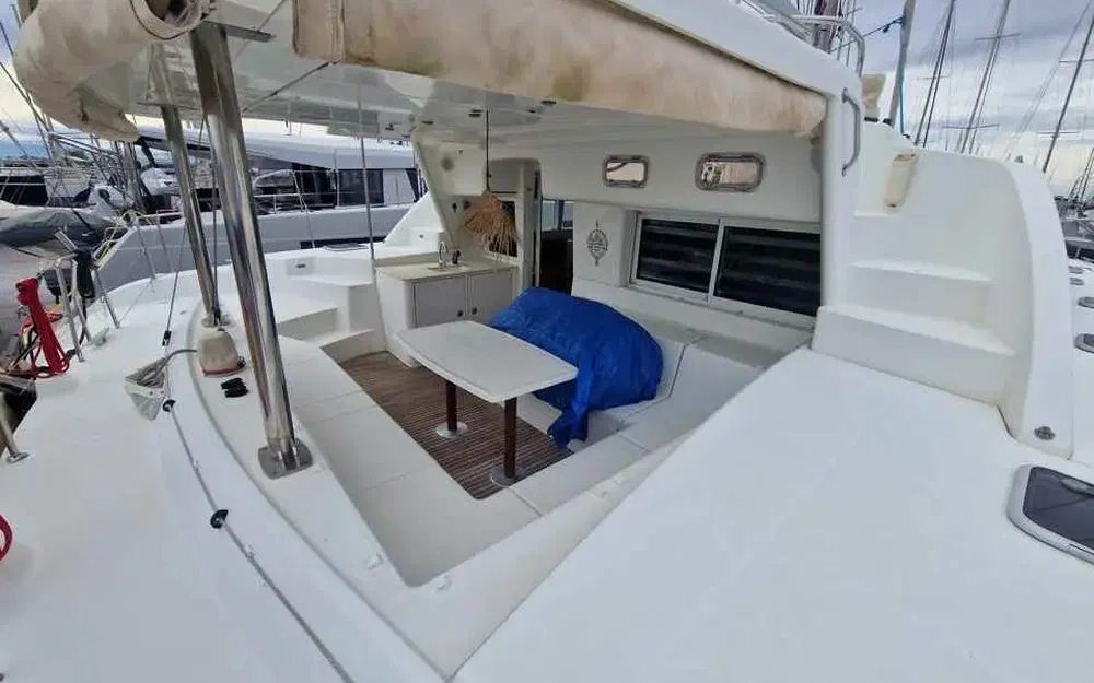 slider 8 Lagoon 440