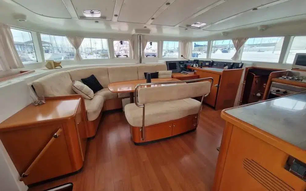 slider 11 Lagoon 440