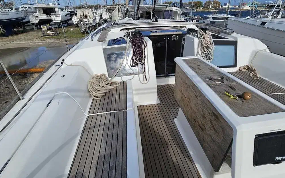 slider 0 Dufour 412 Grand Large