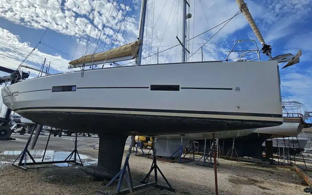 slider 4 Dufour 412 Grand Large