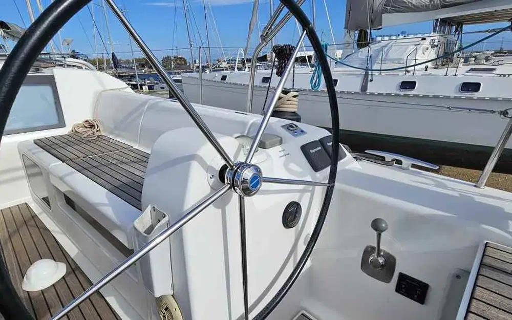 slider 7 Dufour 412 Grand Large