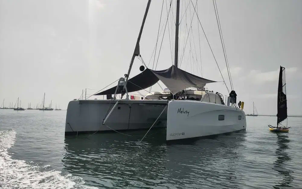 slider 1 Outremer 45