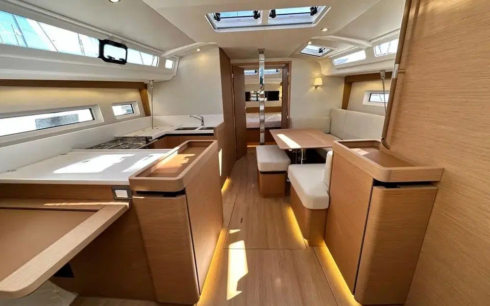 slider 10 Jeanneau Sun Odyssey 440