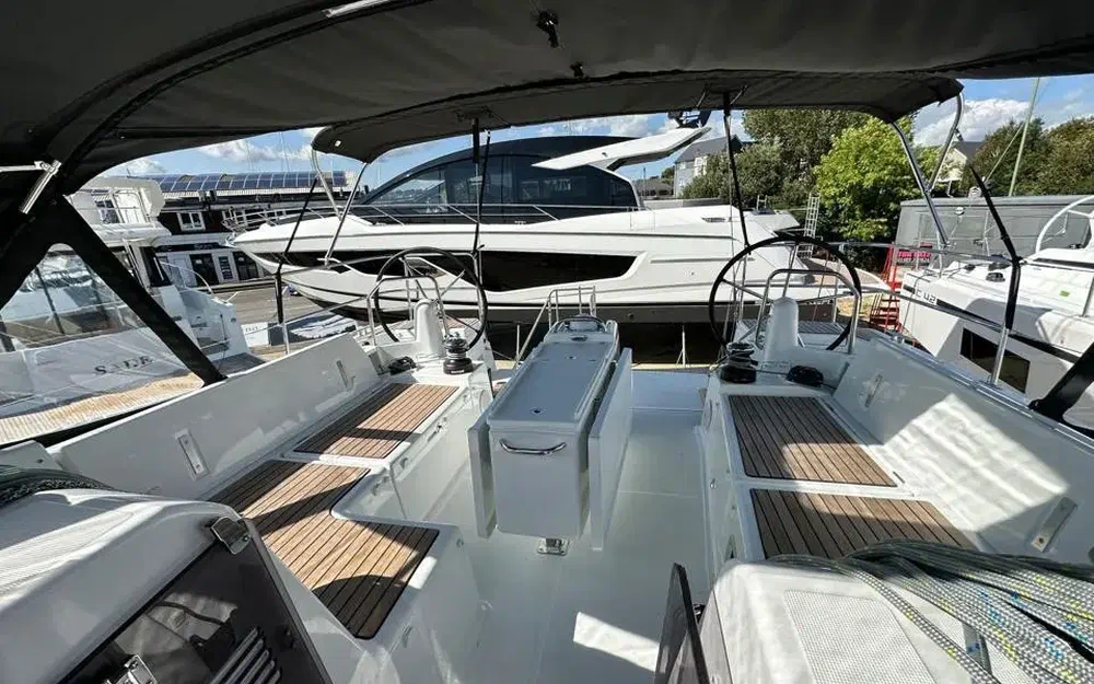slider 11 Jeanneau Sun Odyssey 440