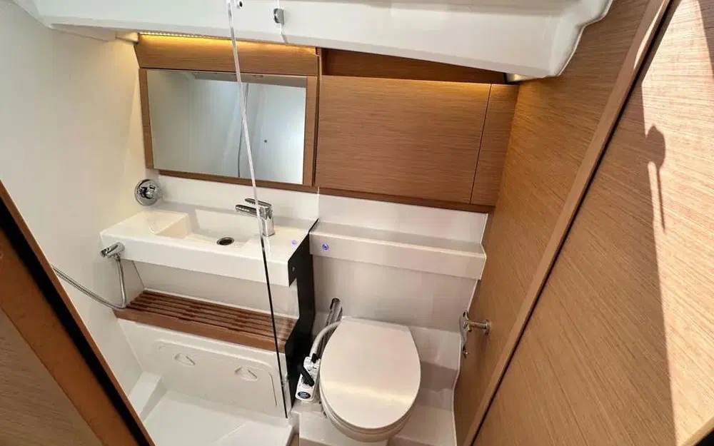 slider 15 Jeanneau Sun Odyssey 440