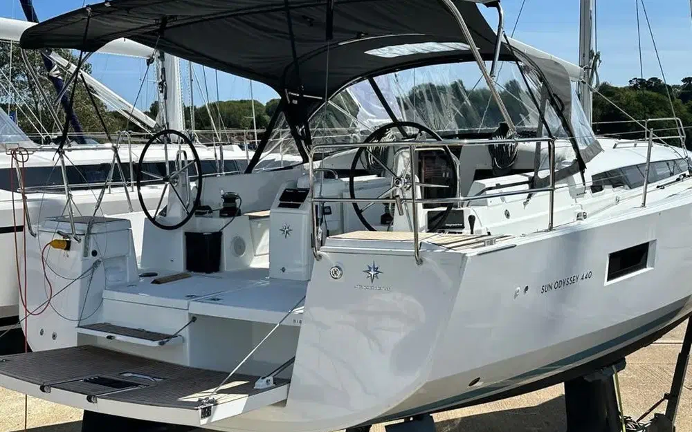 slider 2 Jeanneau Sun Odyssey 440