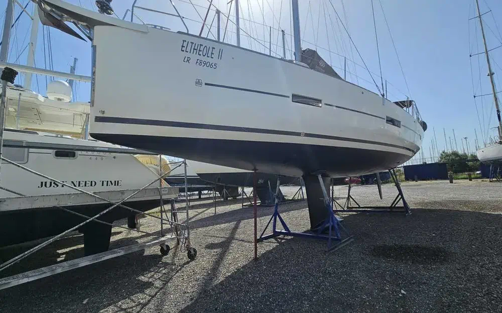 slider 0 Dufour 460 Grand Large