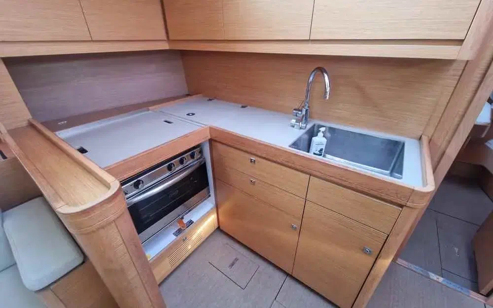 slider 11 Dufour 460 Grand Large