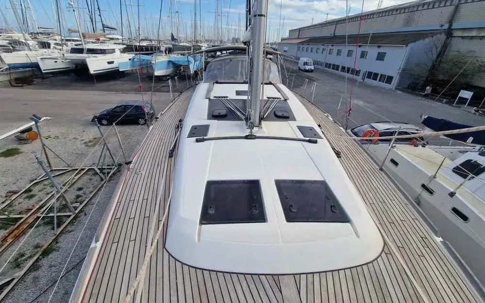 slider 8 Dufour 460 Grand Large