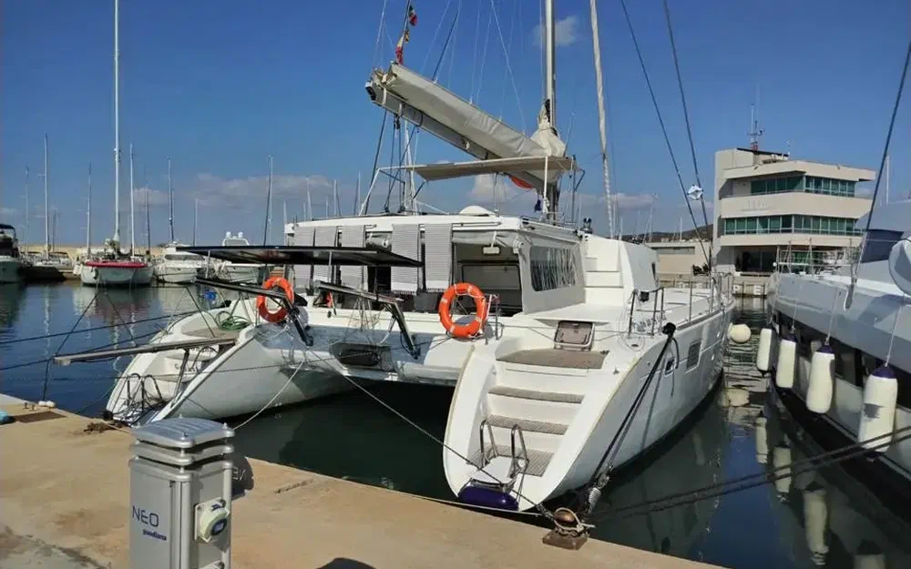 slider 6 Lagoon 500