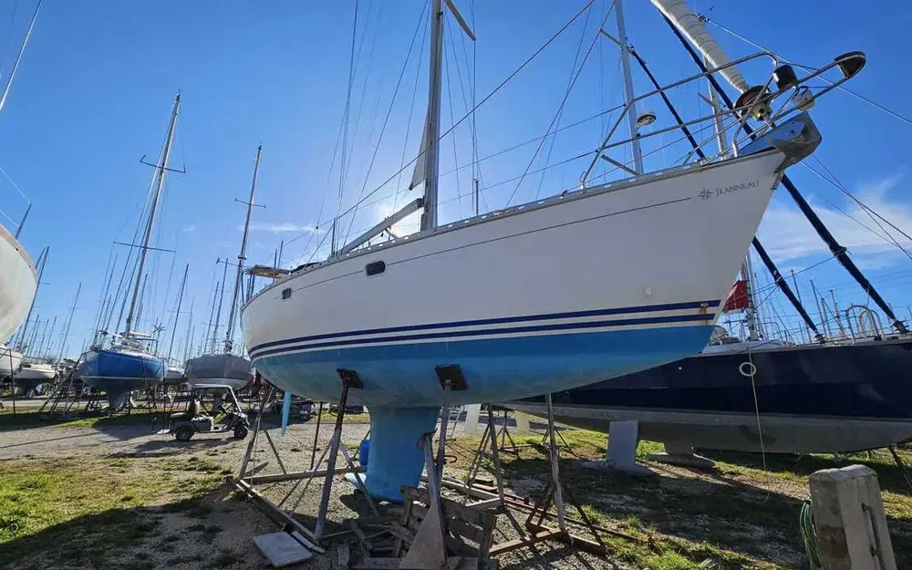 slider 1 Jeanneau Sun Odyssey 42.2
