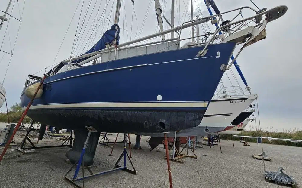 slider 0 Beneteau Oceanis 42 CC