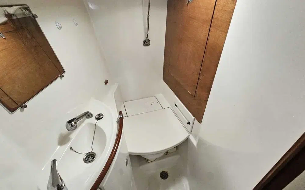 slider 10 Beneteau Oceanis 42 CC