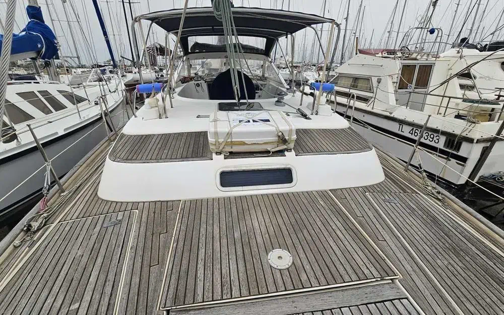 slider 3 Beneteau Oceanis 42 CC