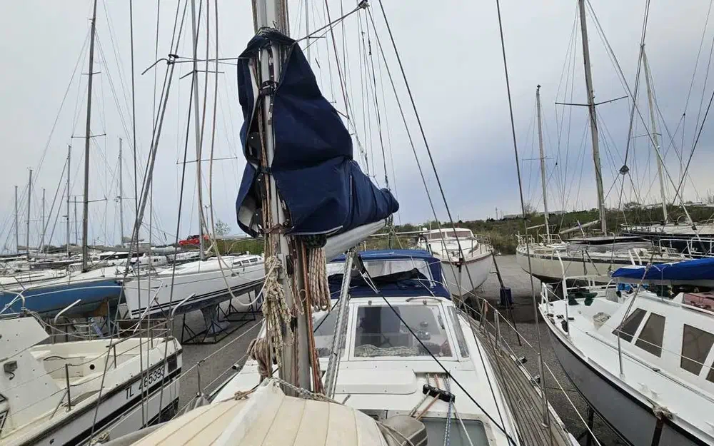 slider 5 Beneteau Oceanis 42 CC