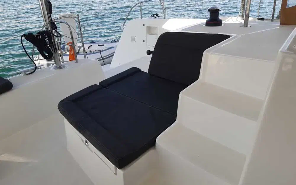 slider 9 Lagoon 42