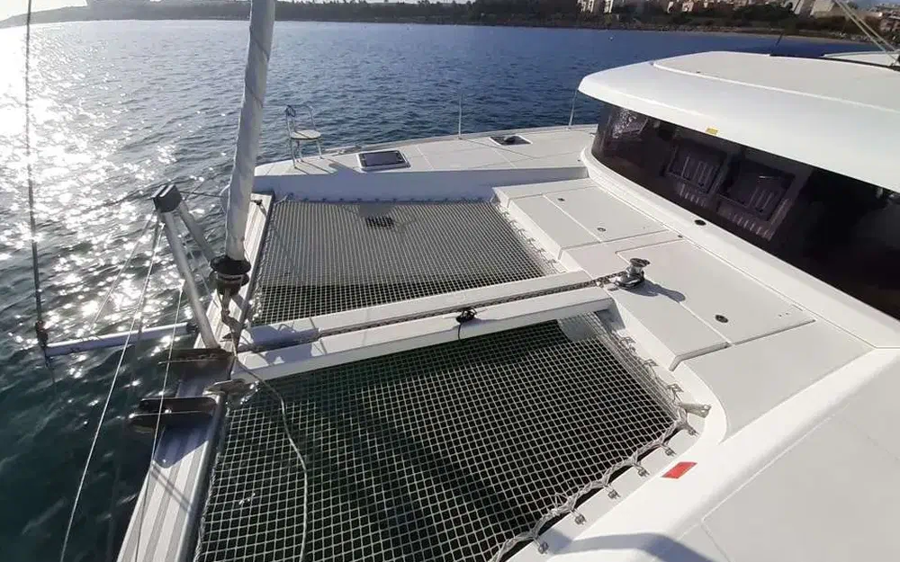 slider 2 Lagoon 42