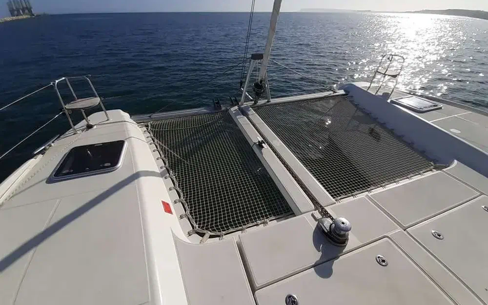 slider 3 Lagoon 42