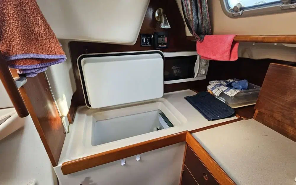 slider 12 Beneteau Oceanis 321