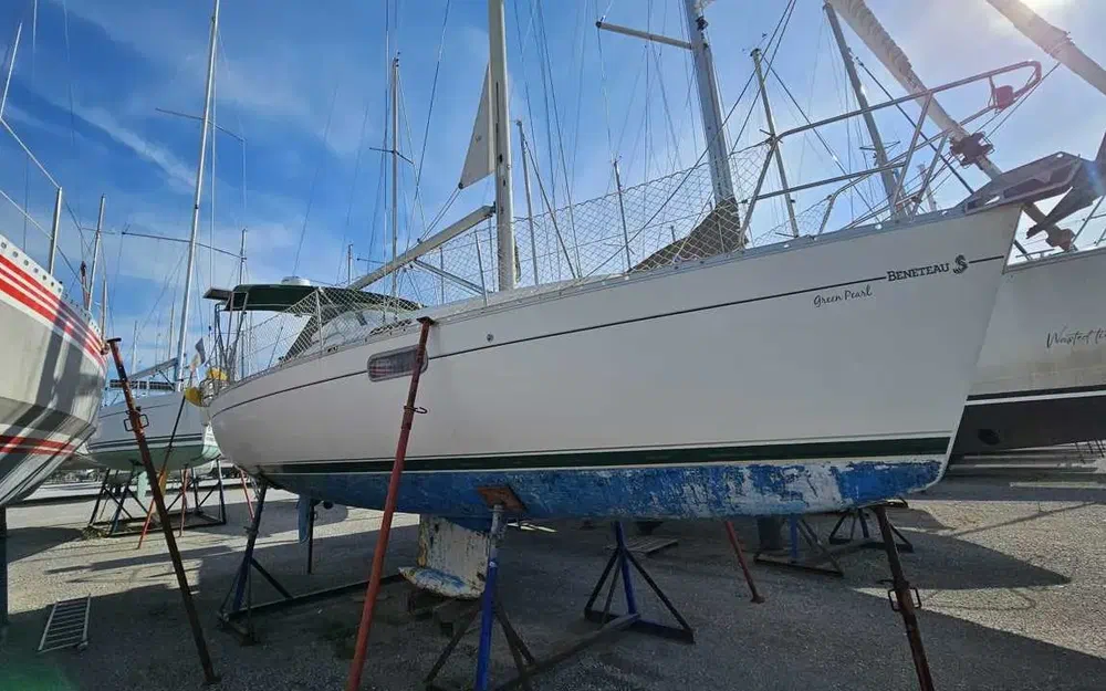 slider 1 Beneteau Oceanis 321