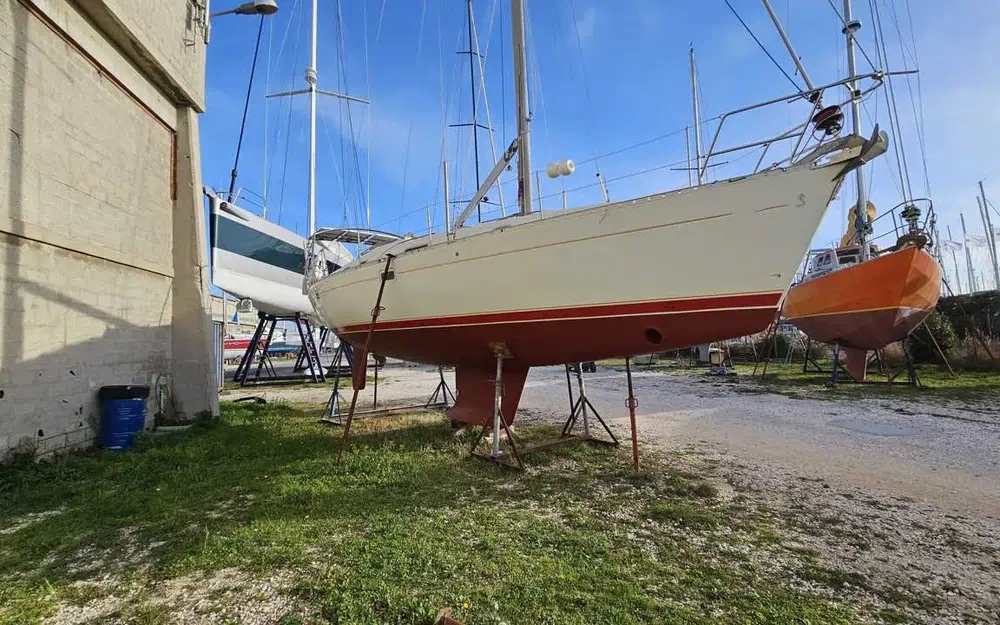 slider 10 Beneteau Oceanis 381