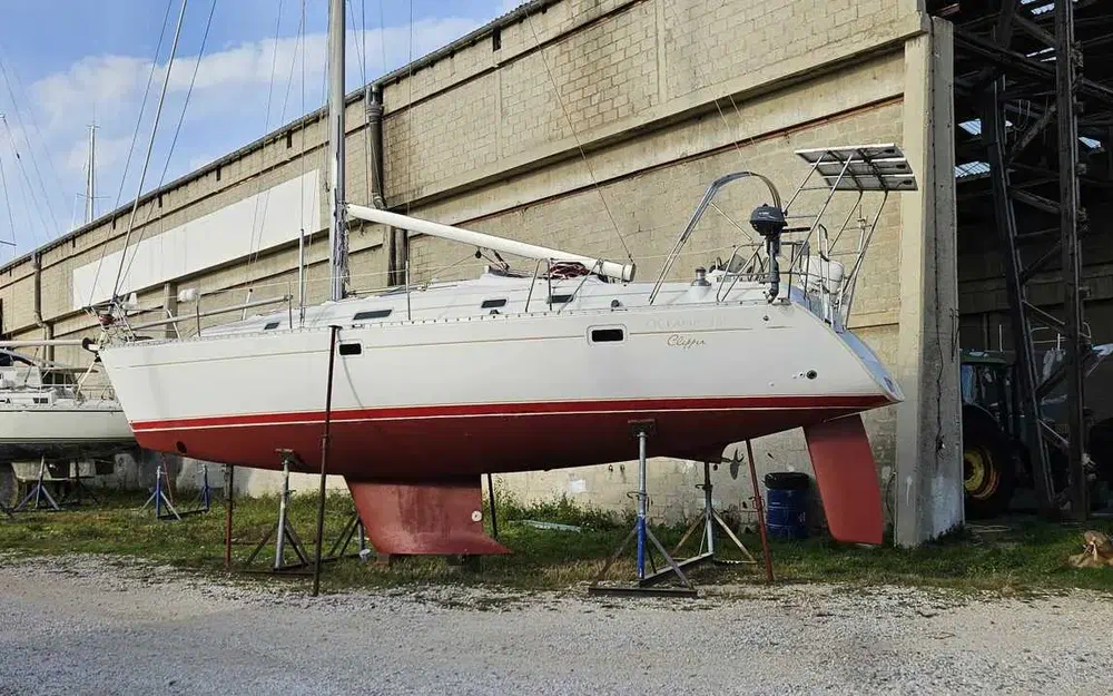 slider 11 Beneteau Oceanis 381