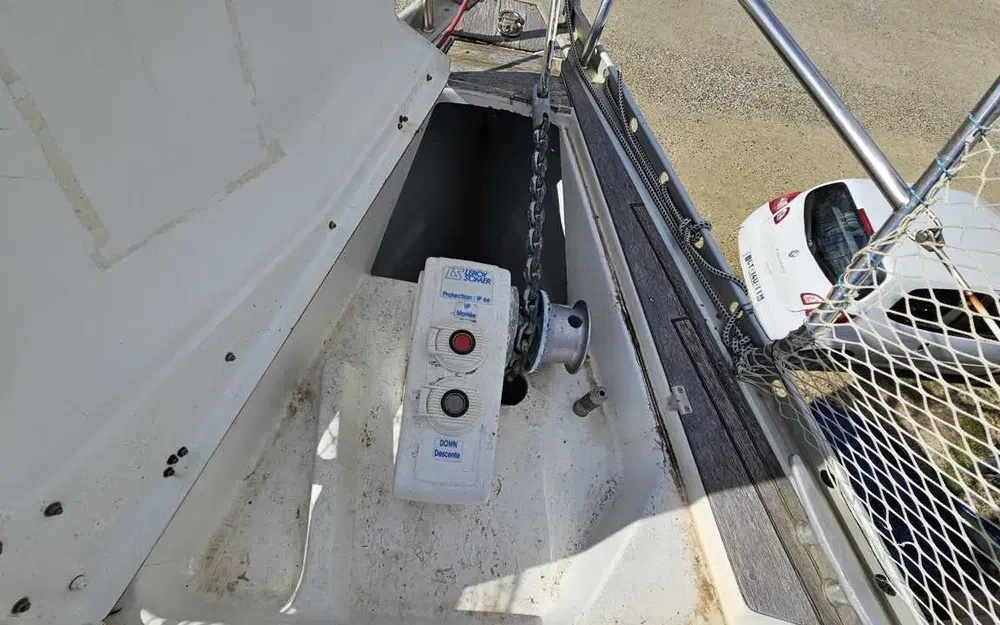 slider 12 Beneteau Oceanis 381