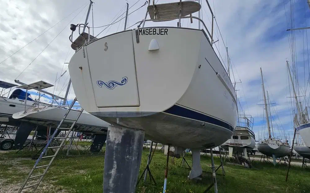 slider 4 Beneteau Oceanis 42 CC