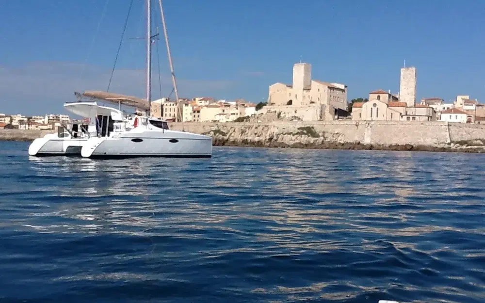 slider 17 Fountaine Pajot Mahe 36 Evolution
