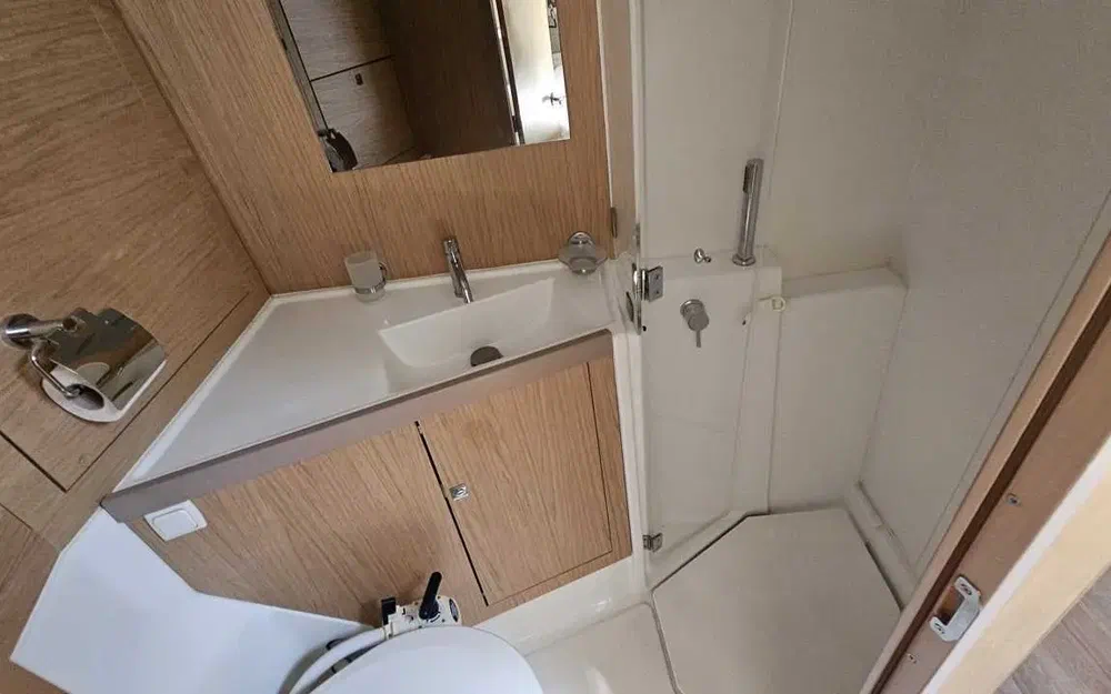 slider 14 Beneteau Oceanis 45