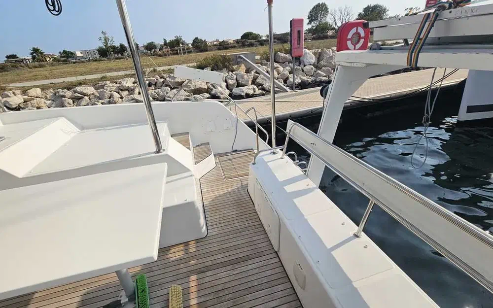 slider 23 Aventura Yacht 34